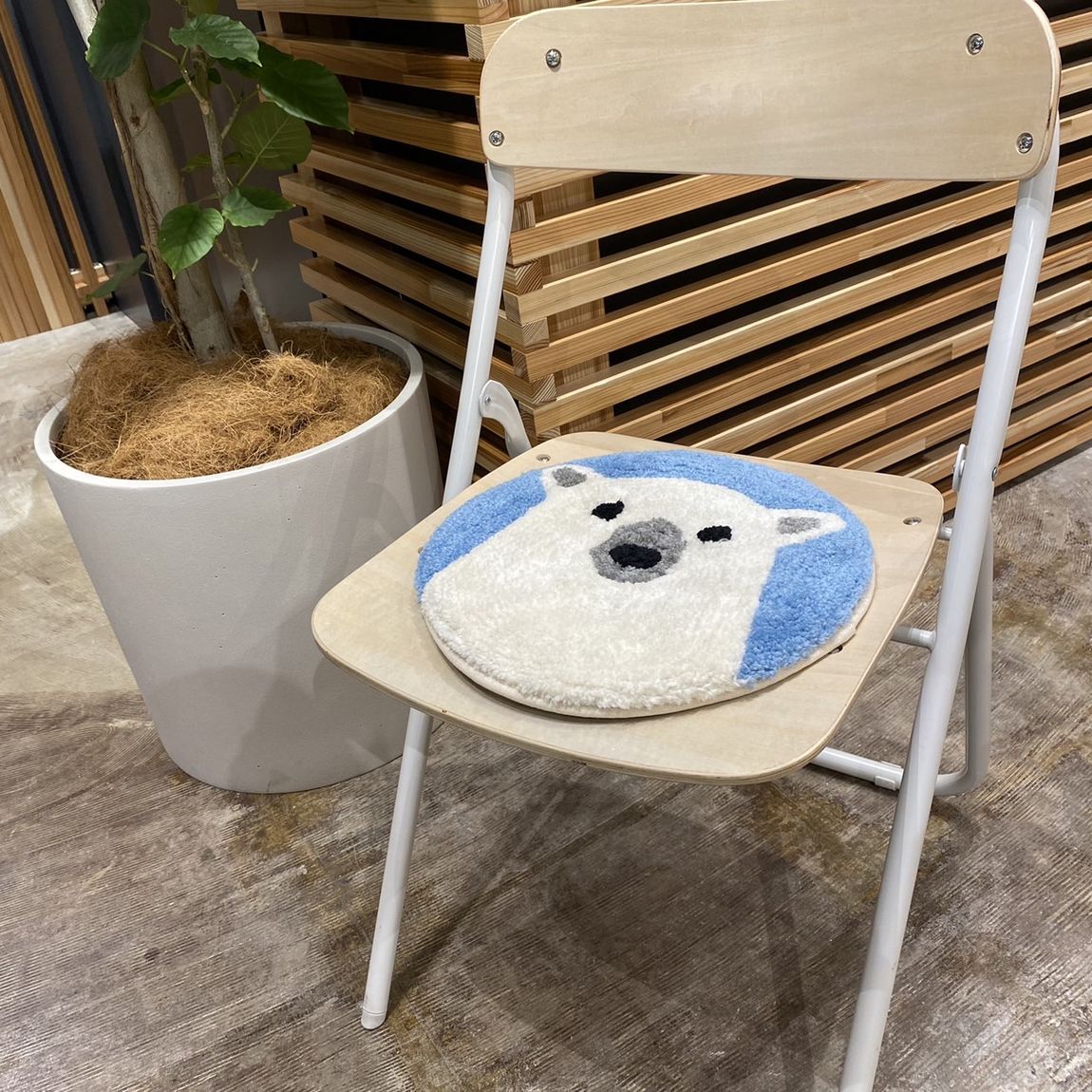 岡山表町商店街】可愛らしいシートクッション｜ 無印良品